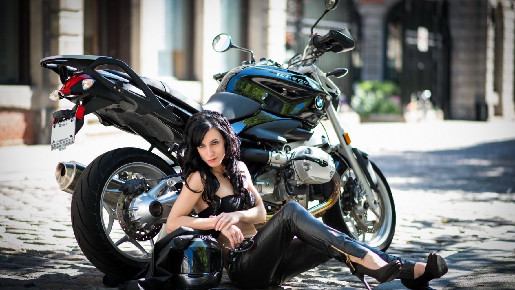 European women on bikes in Kouliacan