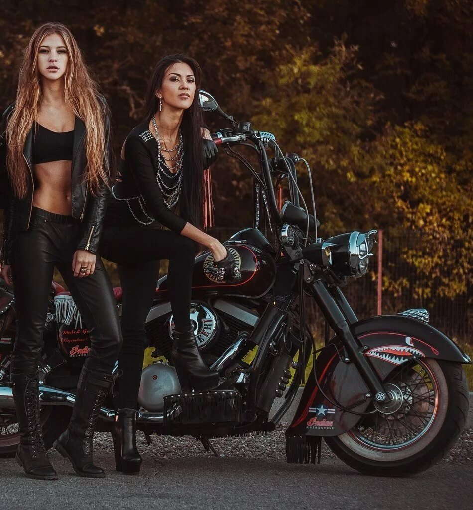 Beautiful girls and bikes in Kouliacan