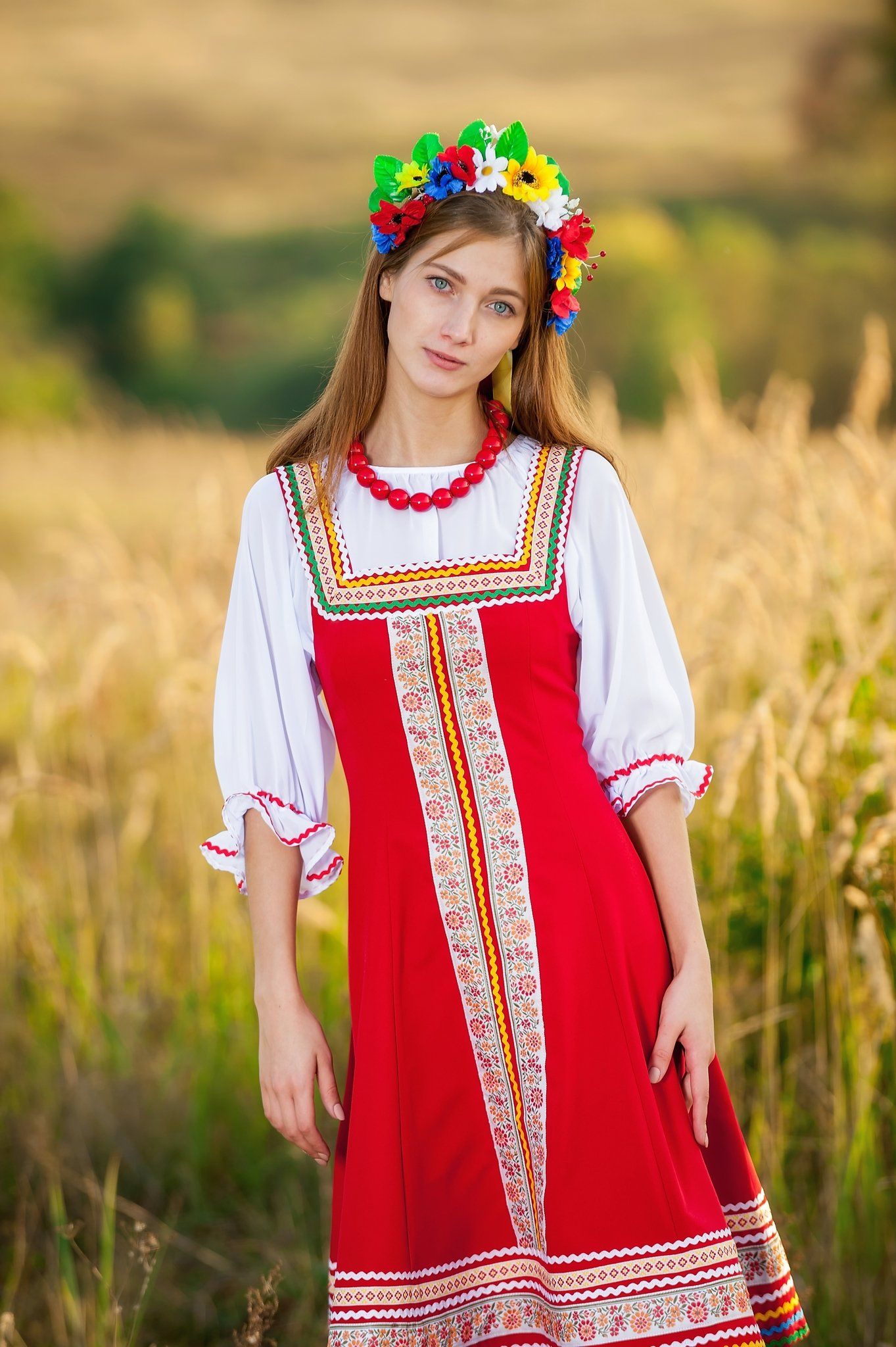 Women in Slavic costumes in Kouliacan