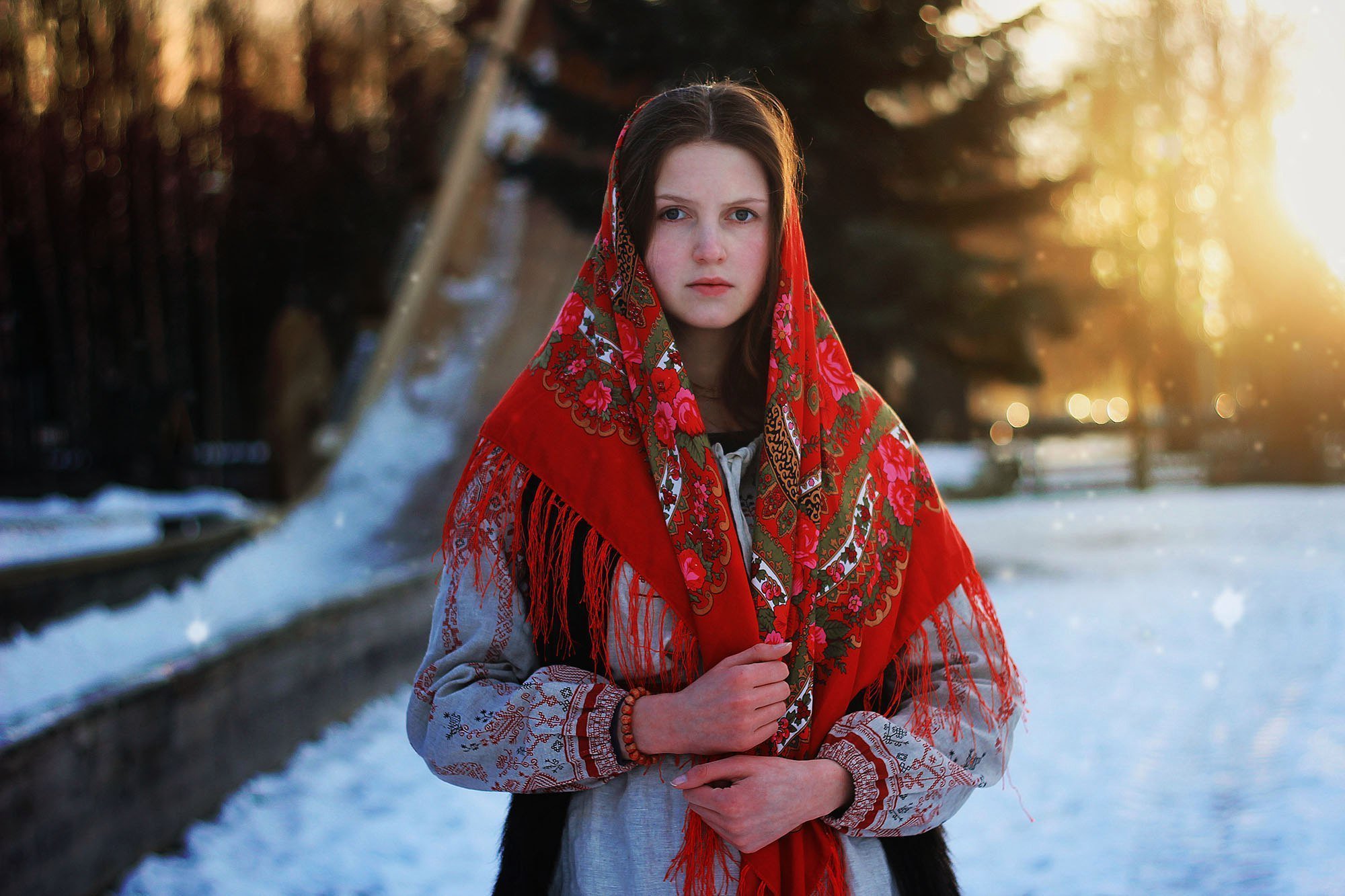 Girls in Slavic costumes in Kouliacan